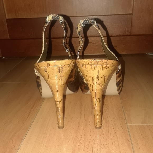 ❌❌SOLD❌❌Guess Leopard Slingback Heel Size 7M - Picture 8 of 8